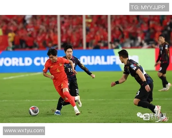 中韩足球直播精彩对决分析与赛后评论全方位解读